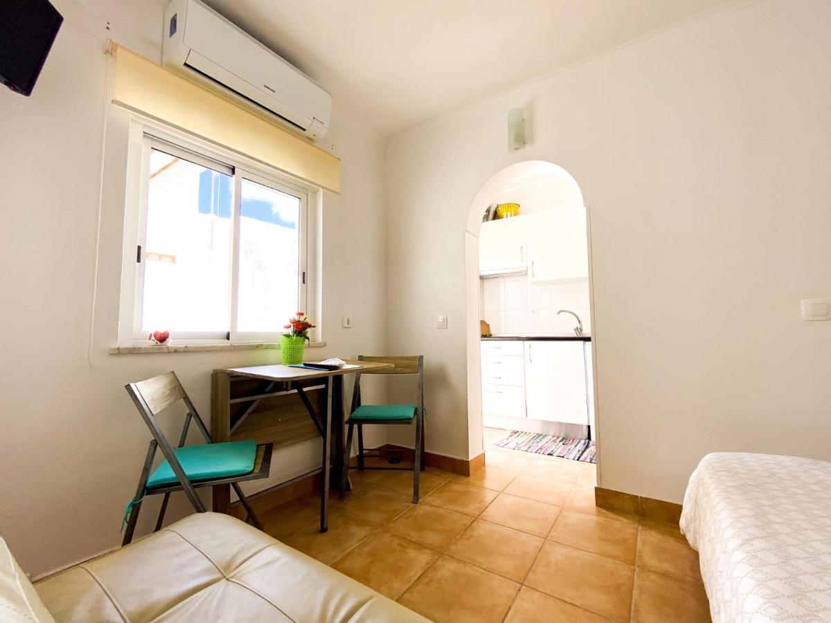 Cozy Studio In Lagos #1875 Daire Dış mekan fotoğraf